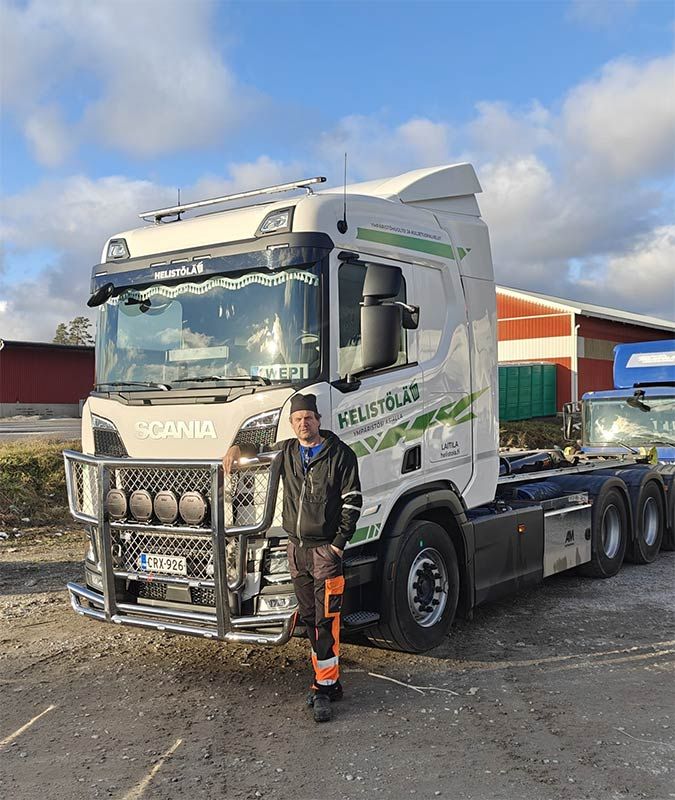 Jätehuolto Helistölä Oy:n uusi Scania kuorma-auto
